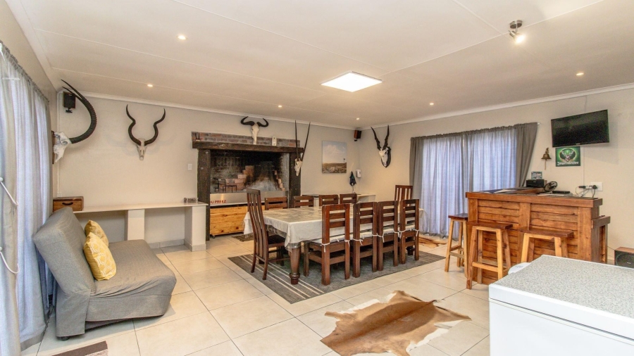3 Bedroom Property for Sale in Franskraal Western Cape